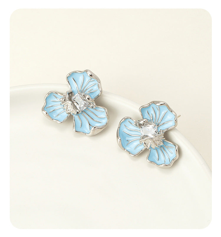 Summer Sweet and Exquisite Blue Flower Earrings