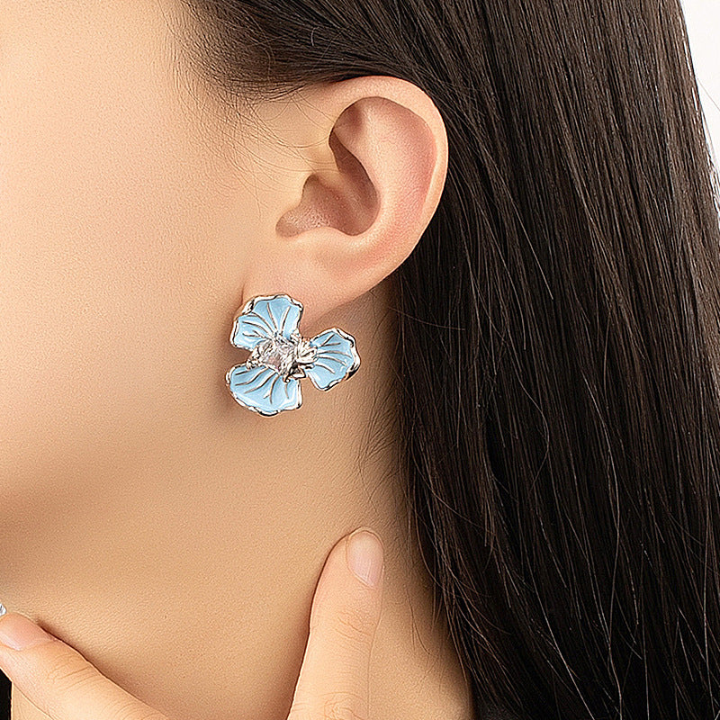 Summer Sweet and Exquisite Blue Flower Earrings